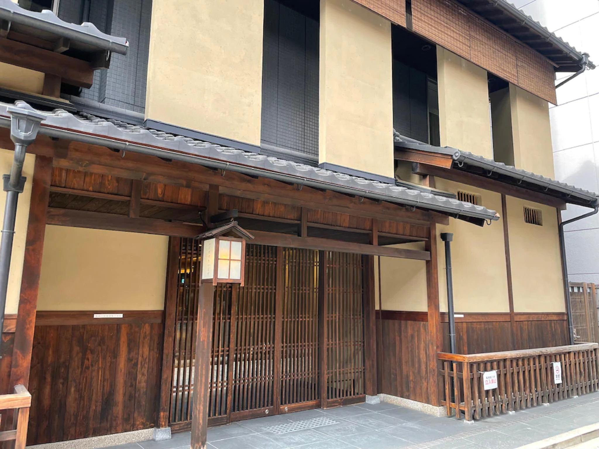 Отель Ibis Styles Kyoto Shijo Экстерьер фото