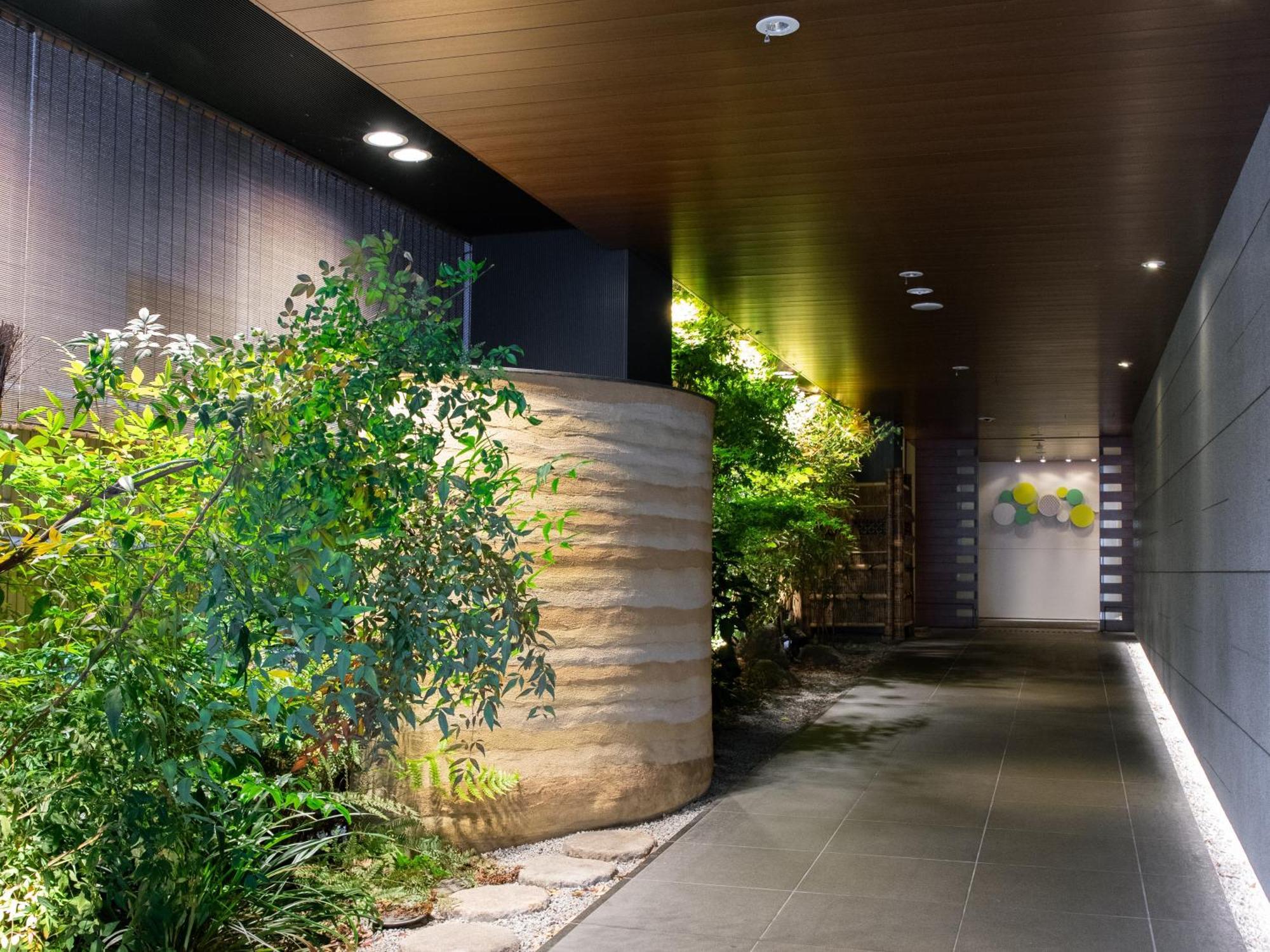 Отель Ibis Styles Kyoto Shijo Экстерьер фото