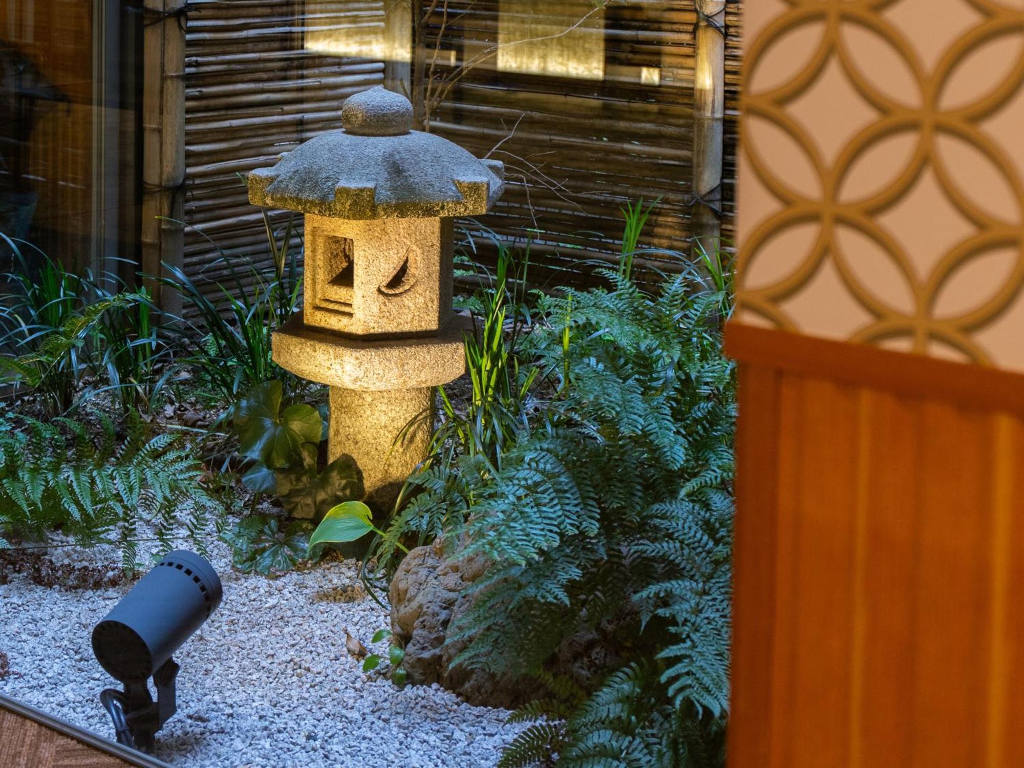Отель Ibis Styles Kyoto Shijo Экстерьер фото